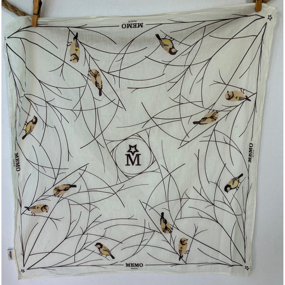 Memo Paris Scarf Bird Star Graphic Print Womens OS White Excellent